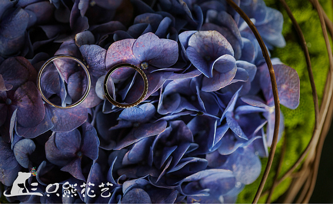 戒指枕头