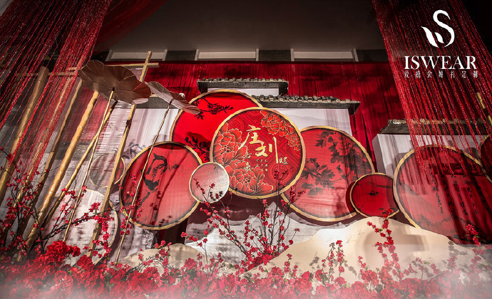 红色婚礼主题酒店